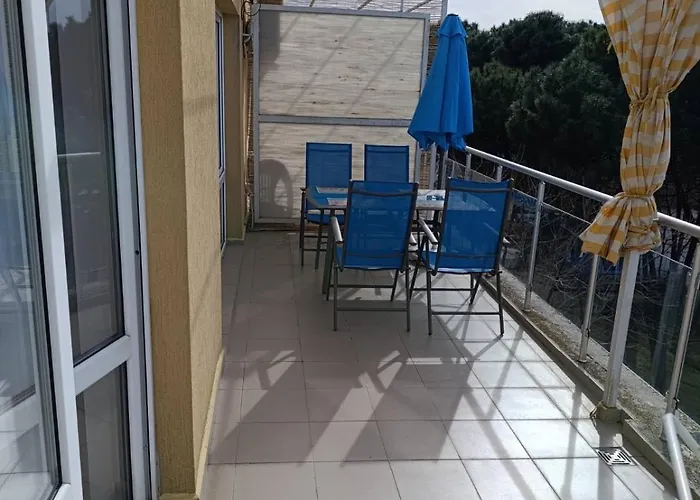 Sunny Center * Slantschew brjag